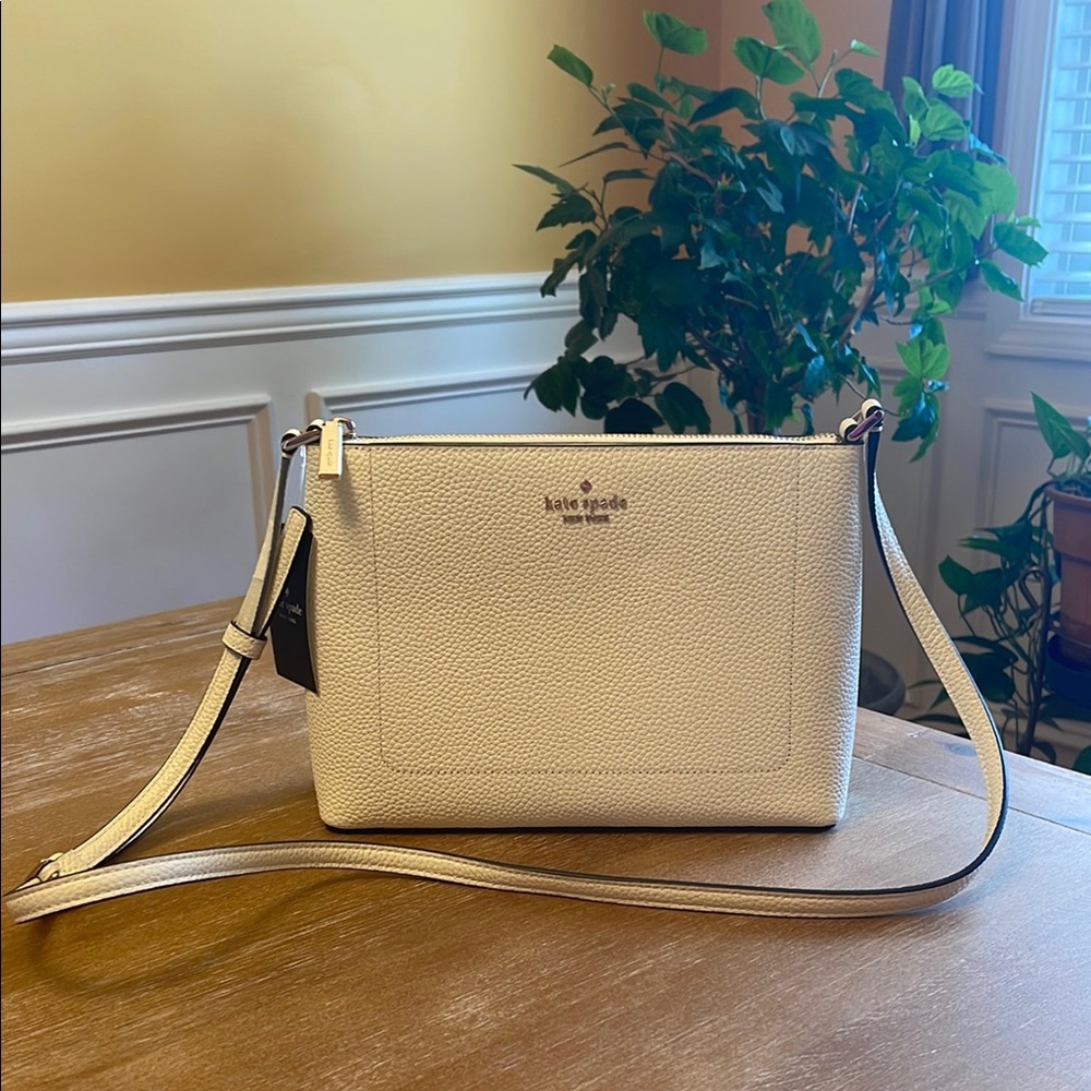 Kate Spade Med Pebble Leather Crossbody in Meringue NWT